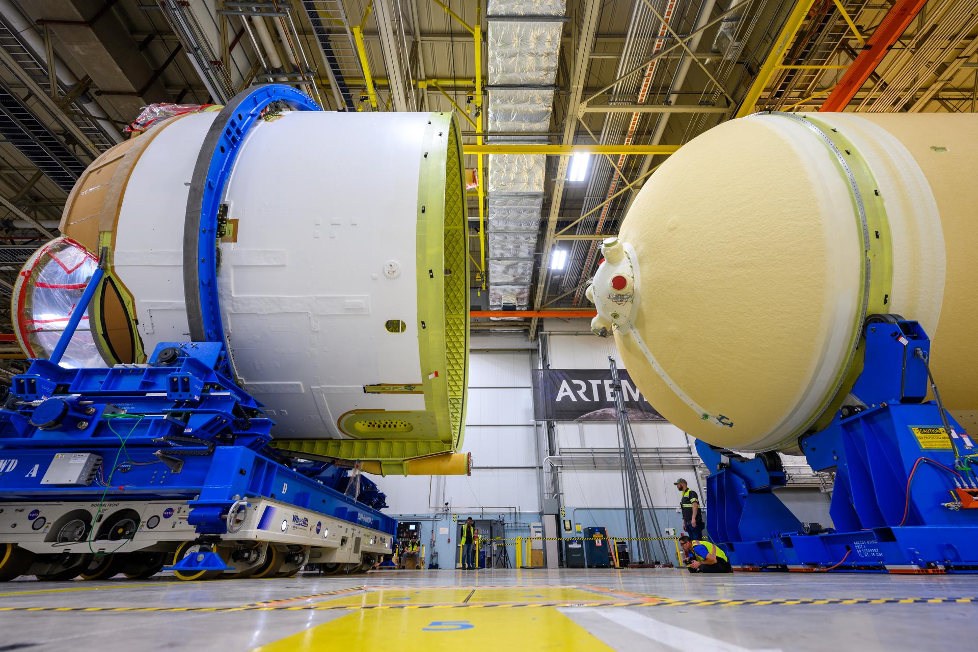 Featured image for “Teams Move Artemis II SLS Engine Section into Position for Final Join”
