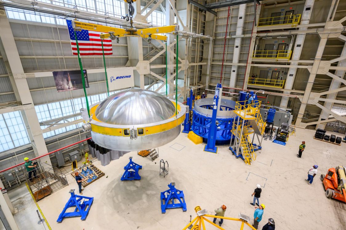 NASA, Boeing Prepare Future SLS Upper Stage Dome for Welding