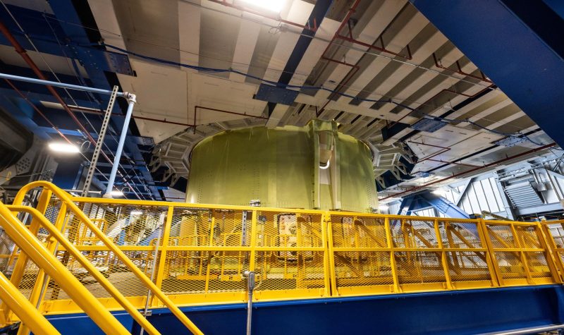 Teams from Kennedy lift NASA’s integrated Artemis III SLS (Space Launch System) core stage engine section with its boat-tail inside the center’s Vehicle Assembly Building at NASA’s Kennedy Space Center in Florida on Wednesday, Aug. 13, 2025.